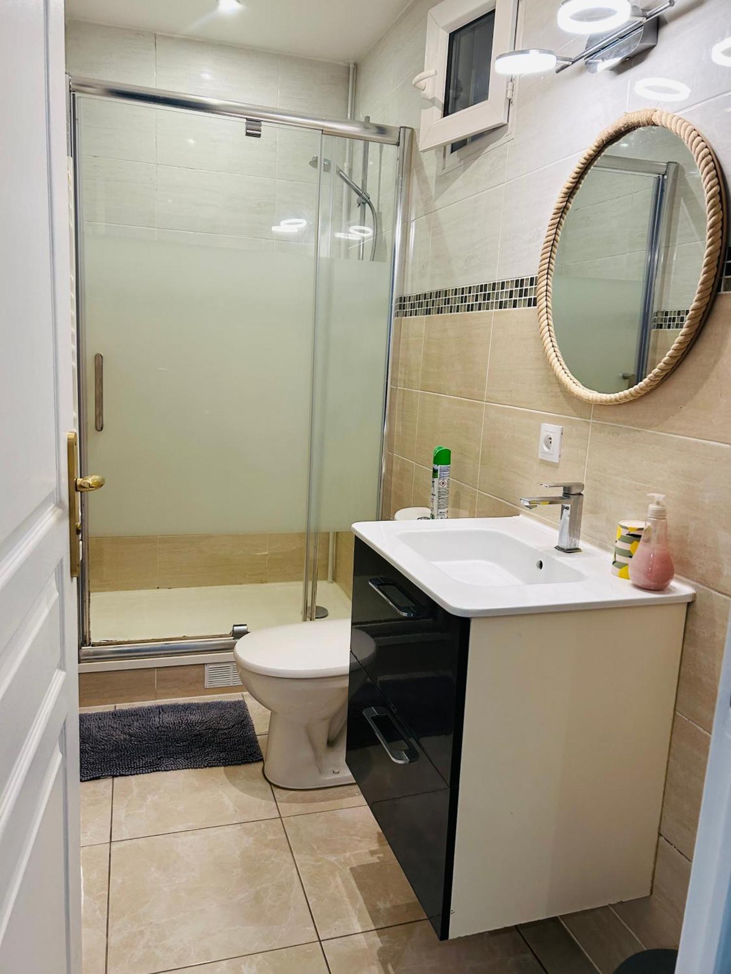 Cozy Appartement Bussy-Saint-Georges Kamer foto