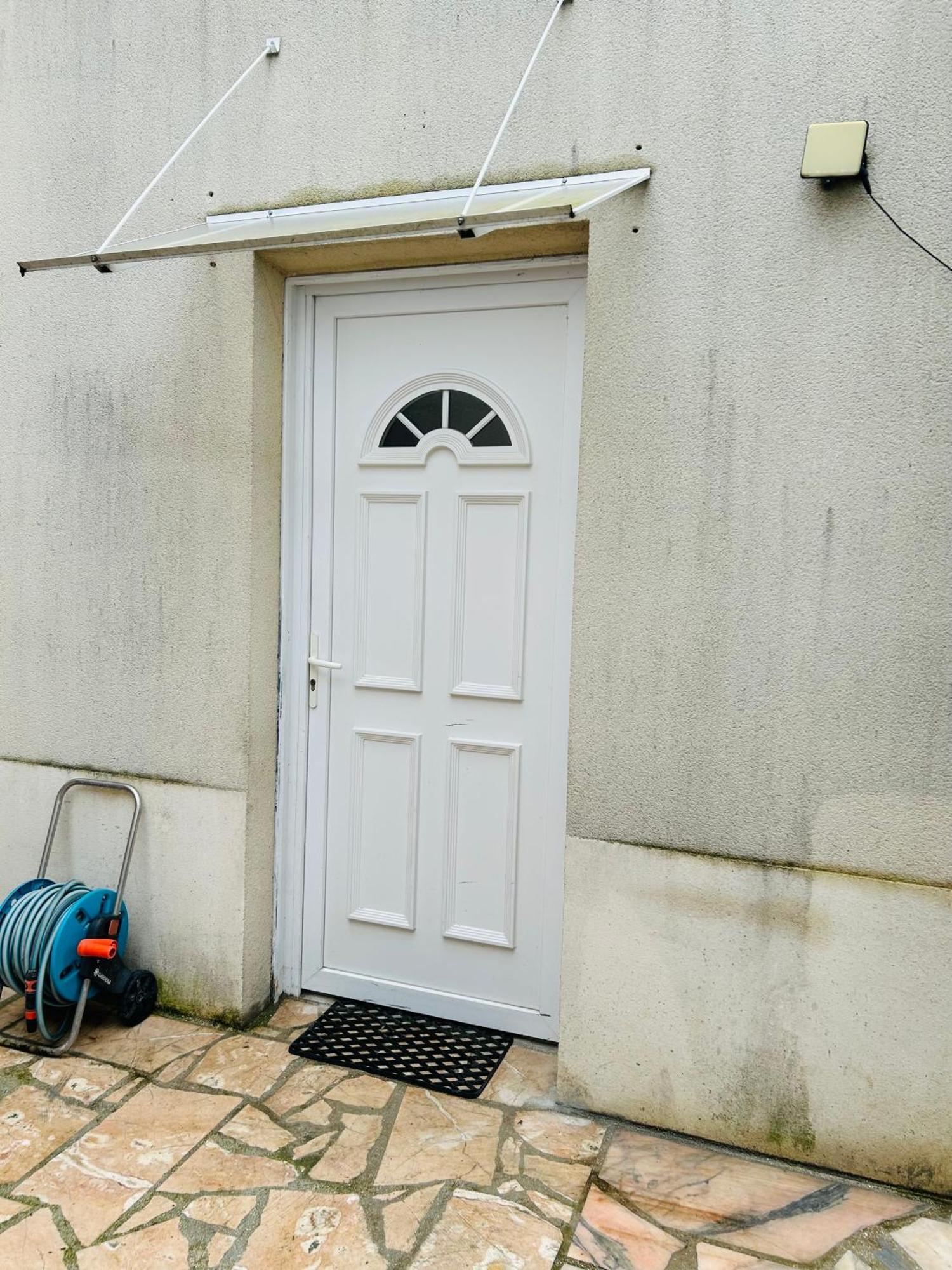 Cozy Appartement Bussy-Saint-Georges Buitenkant foto
