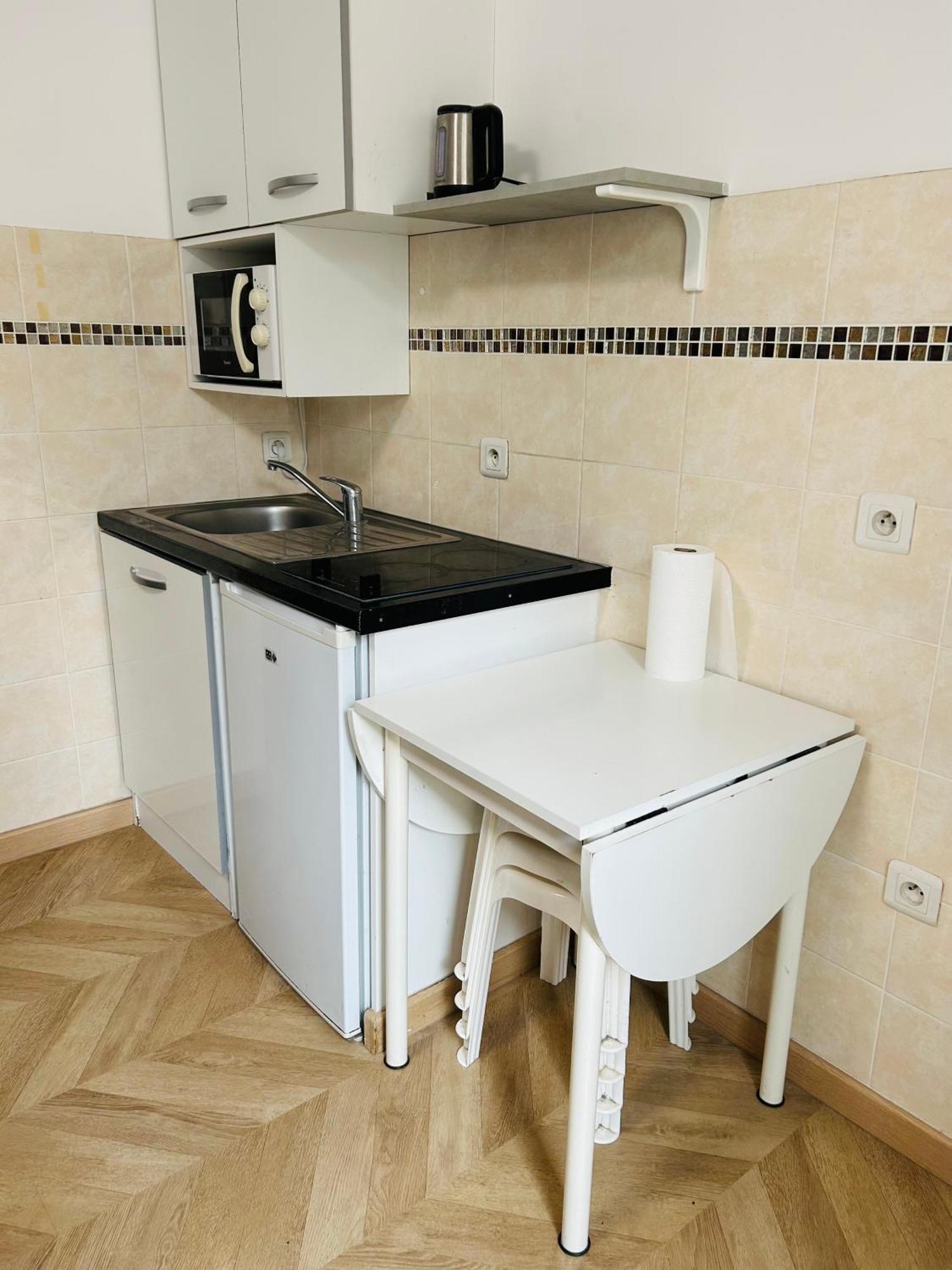 Cozy Appartement Bussy-Saint-Georges Kamer foto